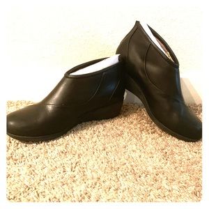 Eastland Black Leather Wedge Bootie